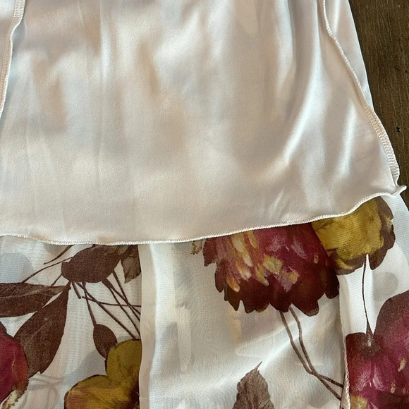 Vintage White Dark Fall Floral Puff Sheer Sleeve Modest Neck Flowy Midi Dress 6 - Picture 14 of 15